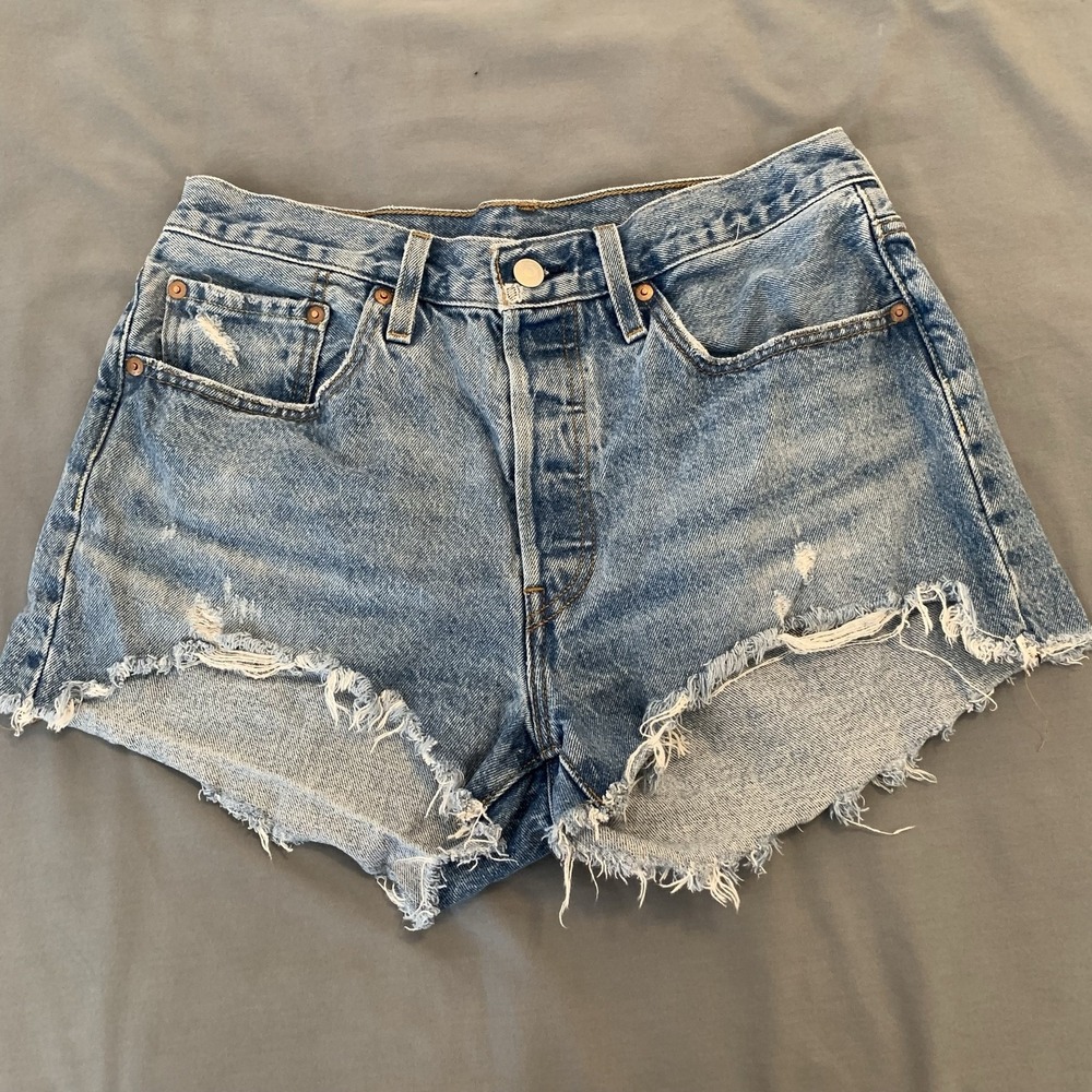 Levis 501 Shorts Womens 30 Blue Denim High Rise Cutoff Frayed Hem Premium Cheeky